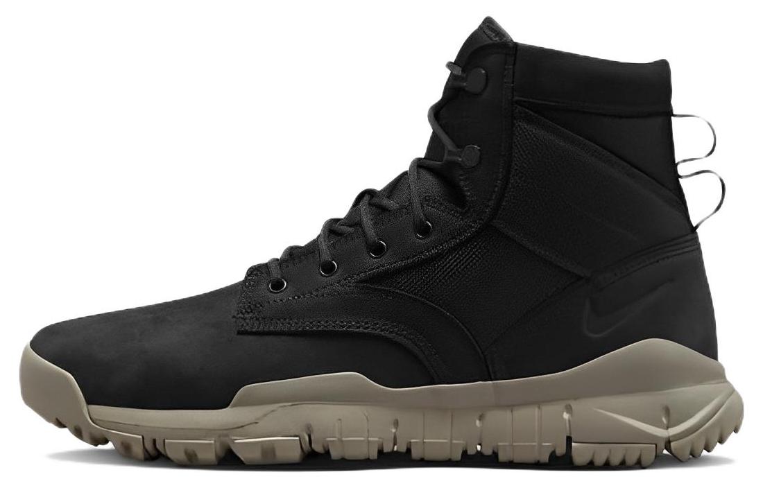 Nike Sfb 6' Nsw Leather Black Light Taupe
Nike Sfb 6' Nsw Leather Black Light Taupe