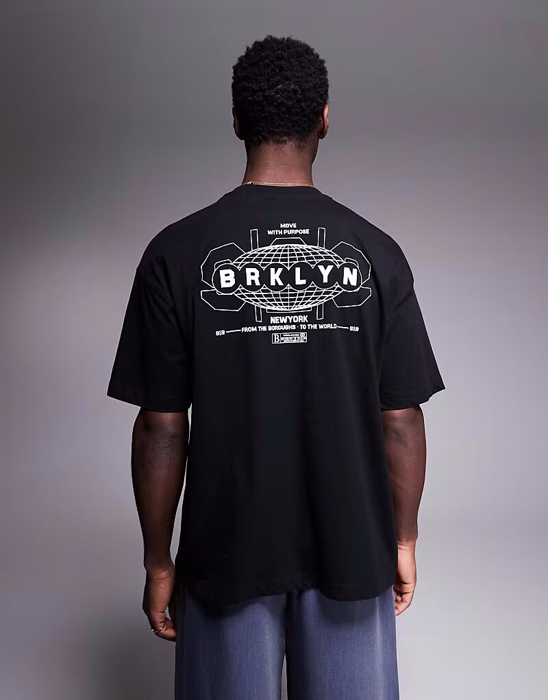 Футболка ASOS DESIGN oversize с уличной графикой черного цвета
Футболка ASOS DESIGN oversize с уличной графикой черного цвета