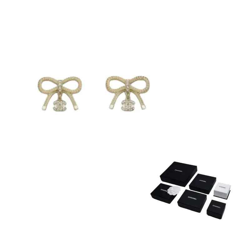 Серьги CC для женщин CHANEL
Серьги CC для женщин CHANEL