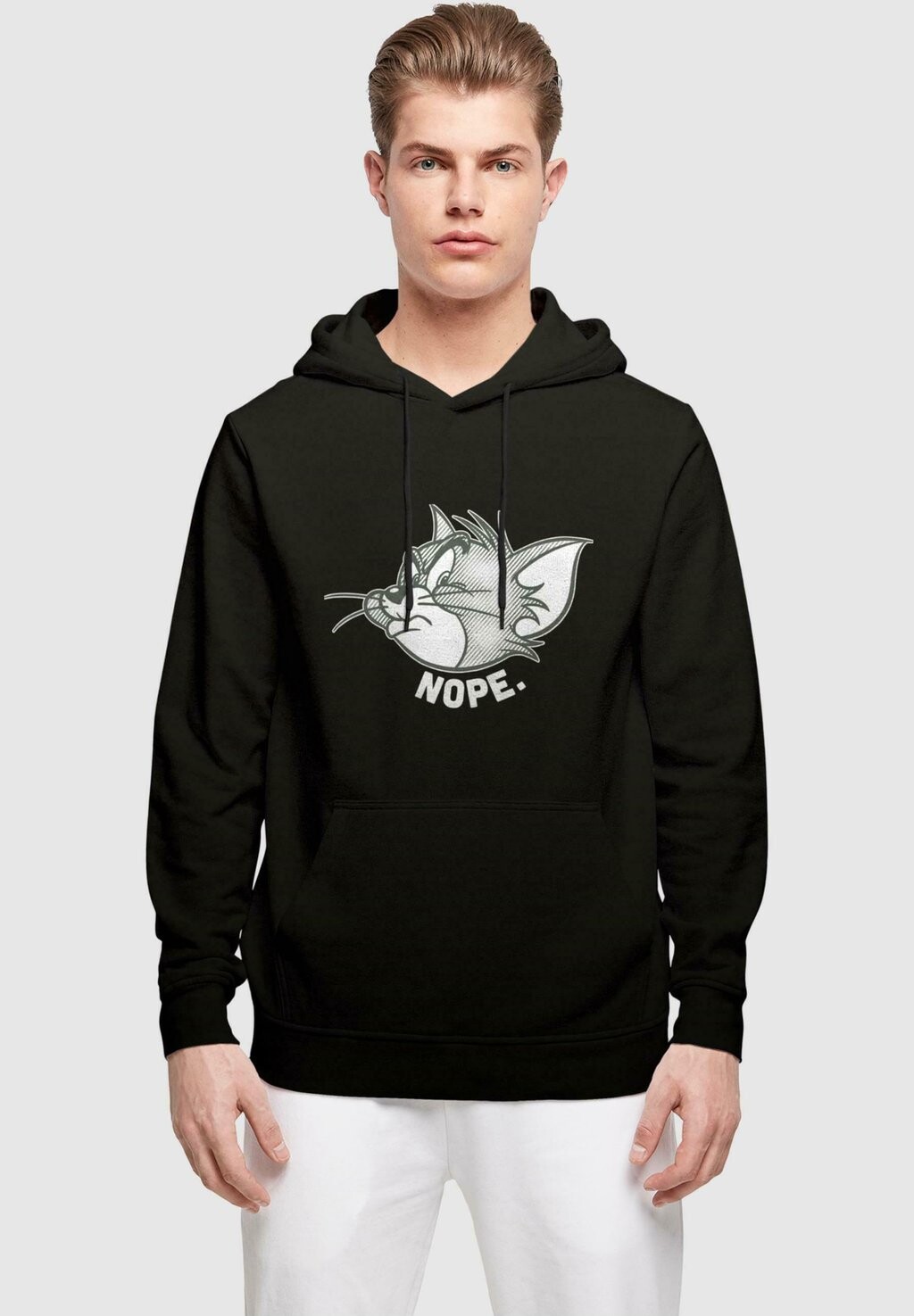 Толстовка с капюшоном TOM AND JERRY NOPE ABSOLUTE CULT, черный
Толстовка с капюшоном TOM AND JERRY NOPE ABSOLUTE CULT, черный