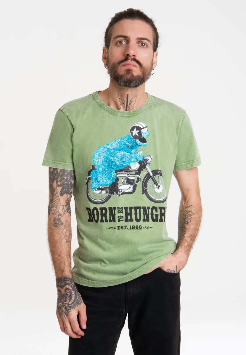 Logoshirt-футболка "Улица Сезам - Мотоцикл Cookie Monster", с лицензионным принтом, зеленый
Logoshirt-футболка "Улица Сезам - Мотоцикл Cookie Monster", с лицензионным принтом, зеленый