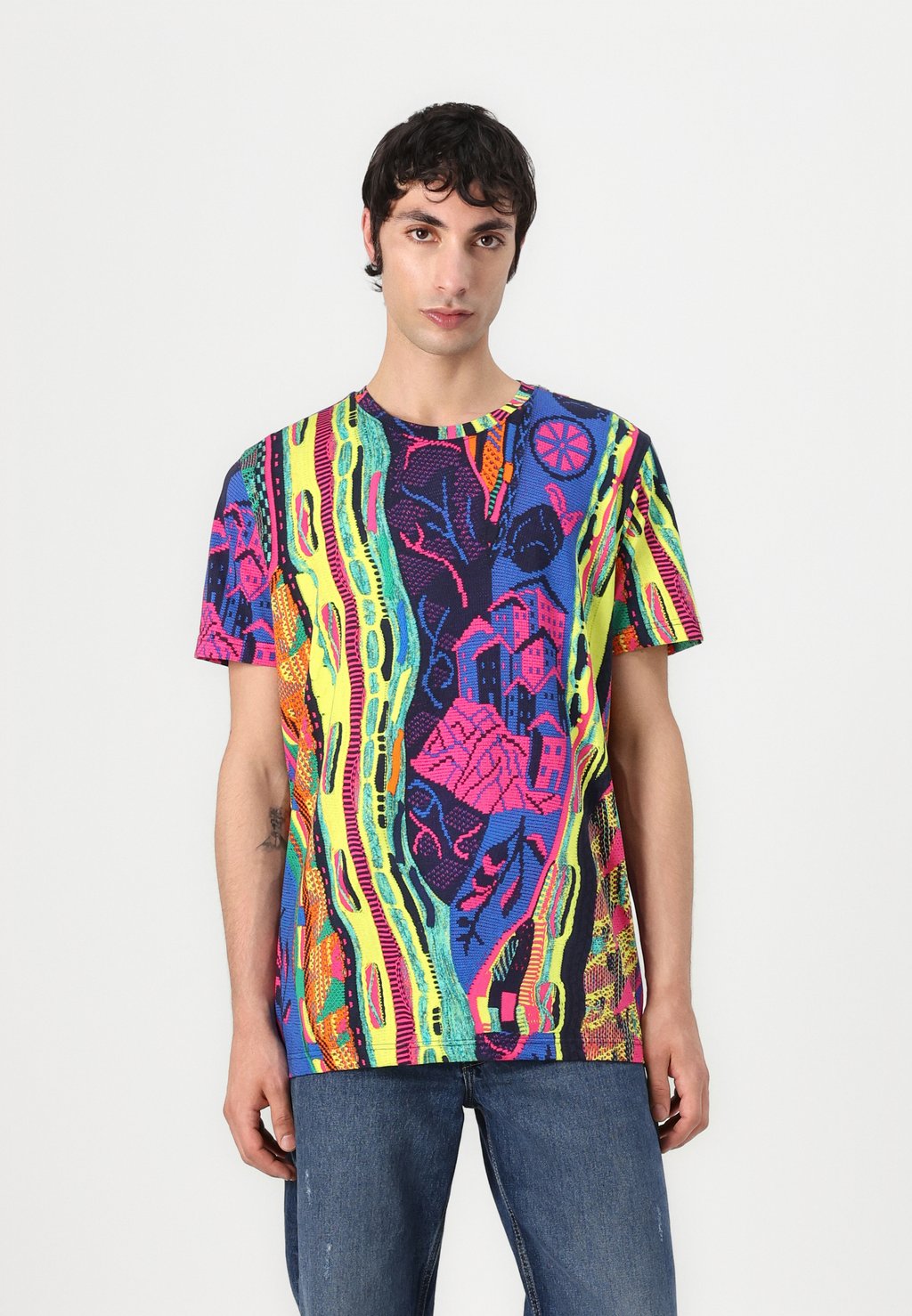 Футболка с принтом UNISEX Carlo Colucci, темно-синий
Футболка с принтом UNISEX Carlo Colucci, темно-синий