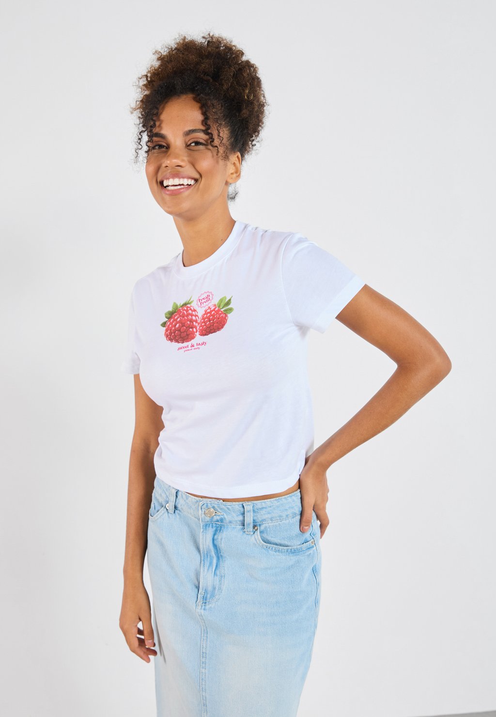 Футболка с принтом Even&Odd, белый
Футболка с принтом Even&Odd, белый