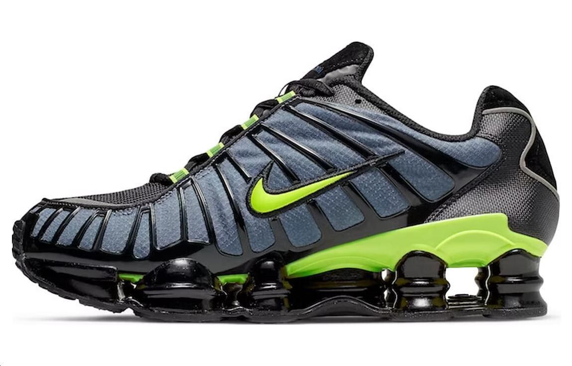 Кроссовки Nike Shox TL Thunderstorm, черный/зеленый
Кроссовки Nike Shox TL Thunderstorm, черный/зеленый