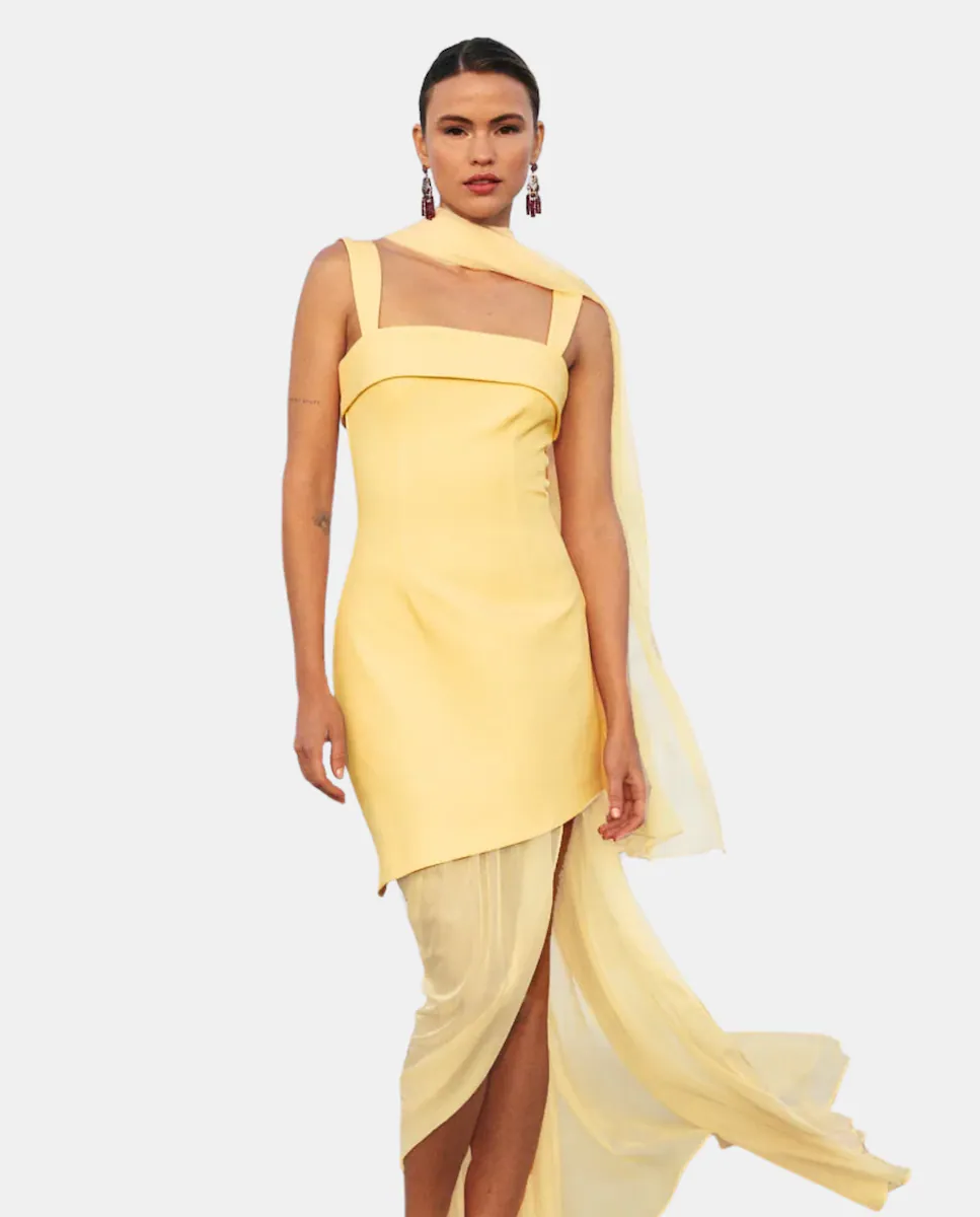 Длинное платье с асимметричной юбкой и боковым разрезом MIPHAI, желтый
Длинное платье с асимметричной юбкой и боковым разрезом MIPHAI, желтый