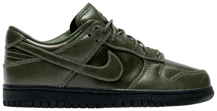 Кроссовки Nike Dunk Low Retro Premium QS, зеленый
Кроссовки Nike Dunk Low Retro Premium QS, зеленый