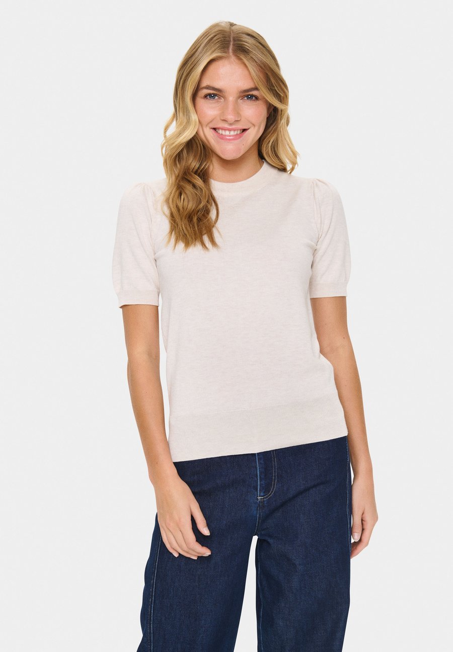 Футболка Saint Tropez MILASZ SS, Fog Melange/Mottled Beige
Футболка Saint Tropez MILASZ SS, Fog Melange/Mottled Beige