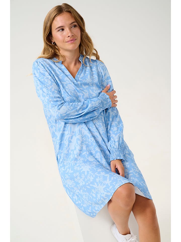 Платье до колена CULTURE, светло-синий
Платье до колена CULTURE, светло-синий