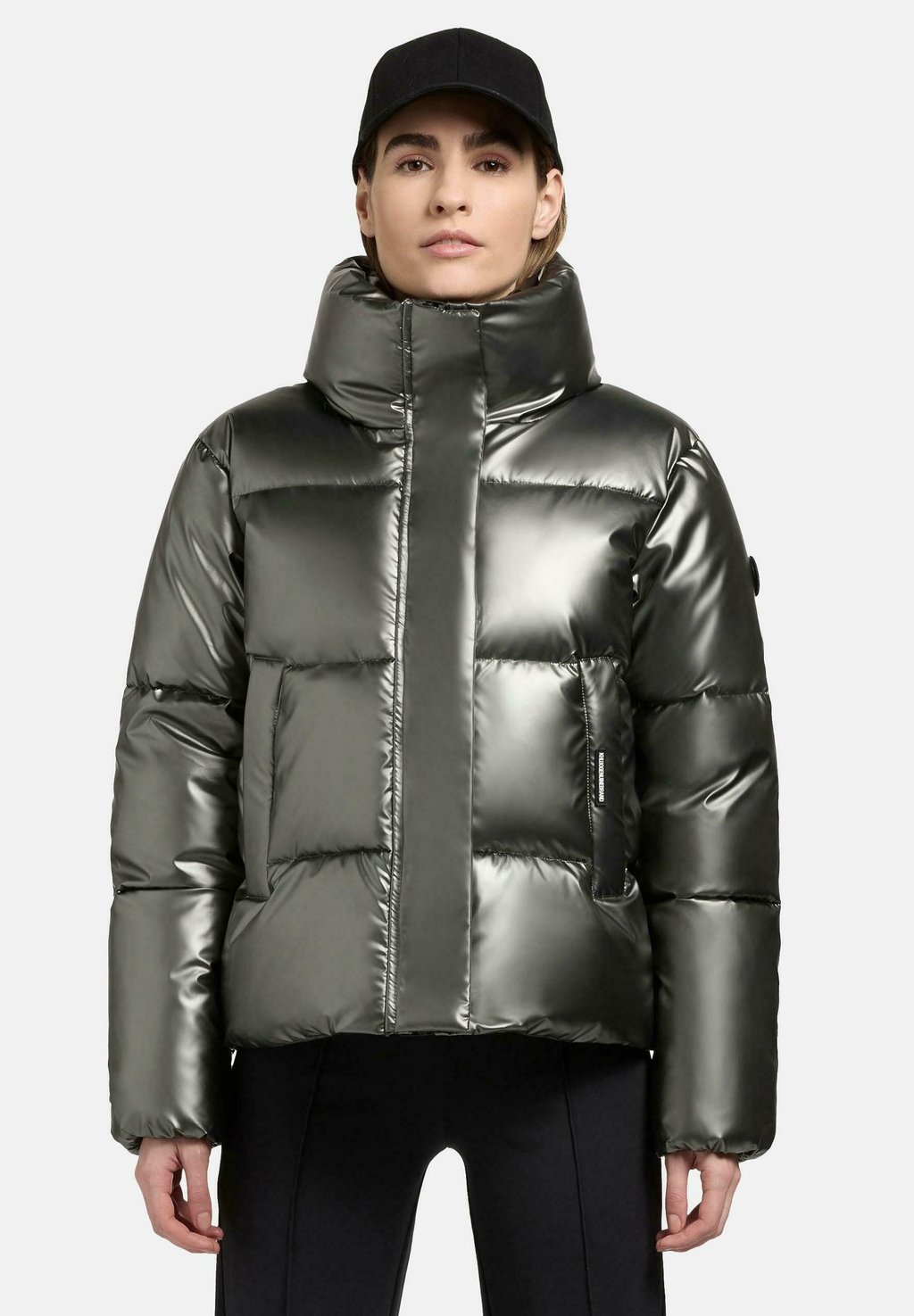 Зимняя куртка RINJA SHINY khujo, серый
Зимняя куртка RINJA SHINY khujo, серый