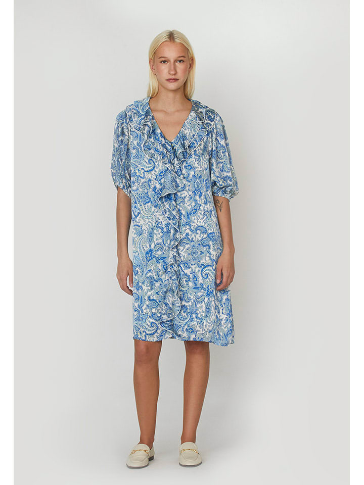 Платье до колена SisterS point, синий/белый
Платье до колена SisterS point, синий/белый