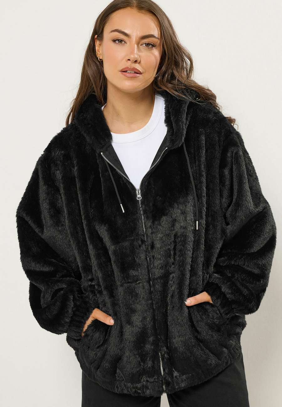 Флисовая куртка Yours Clothing Fleece jacket, Black
Флисовая куртка Yours Clothing Fleece jacket, Black