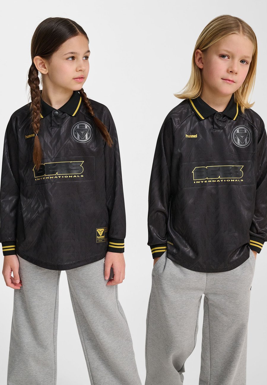 Поло Hummel JR LOOSE BAY SOCCER L/S, Black
Поло Hummel JR LOOSE BAY SOCCER L/S, Black