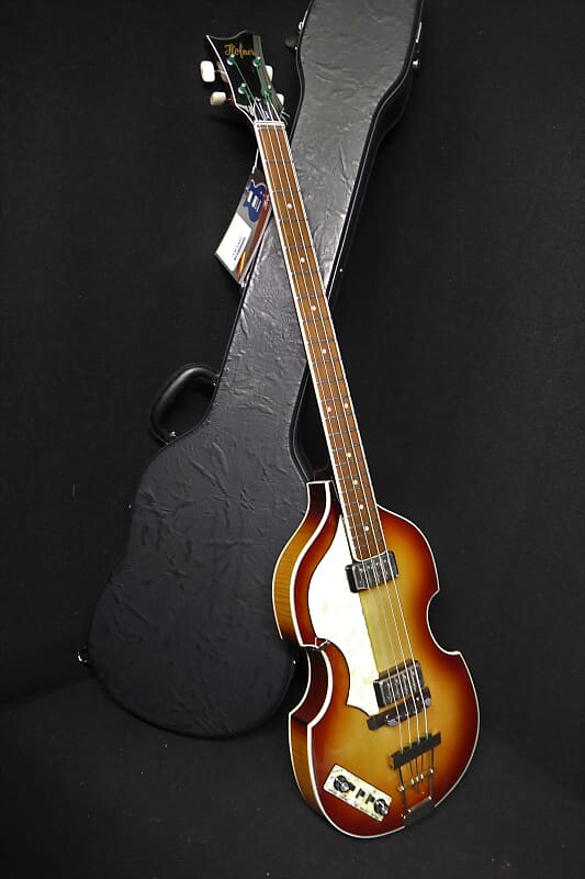 Басс гитара Hofner HCT-500/1L SB Left Handed Contemporary Beatle Bass Hard To Find Brown Sunburst & Hofner CASE
Басс гитара Hofner HCT-500/1L SB Left Handed Contemporary Beatle Bass Hard To Find Brown Sunburst & Hofner CASE
