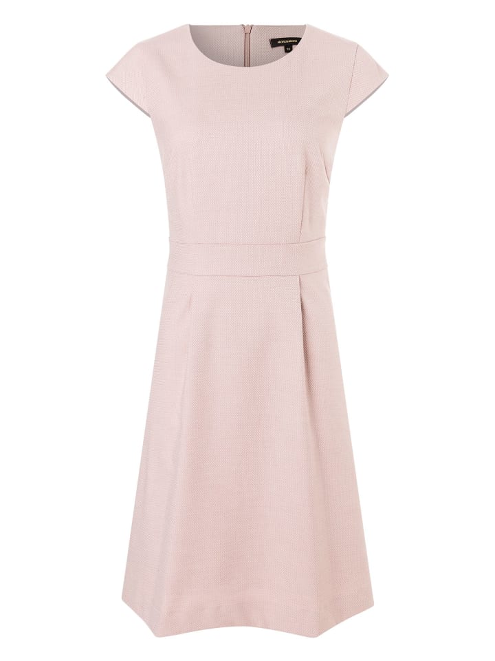 Платье до колена More & More
Платье до колена More & More