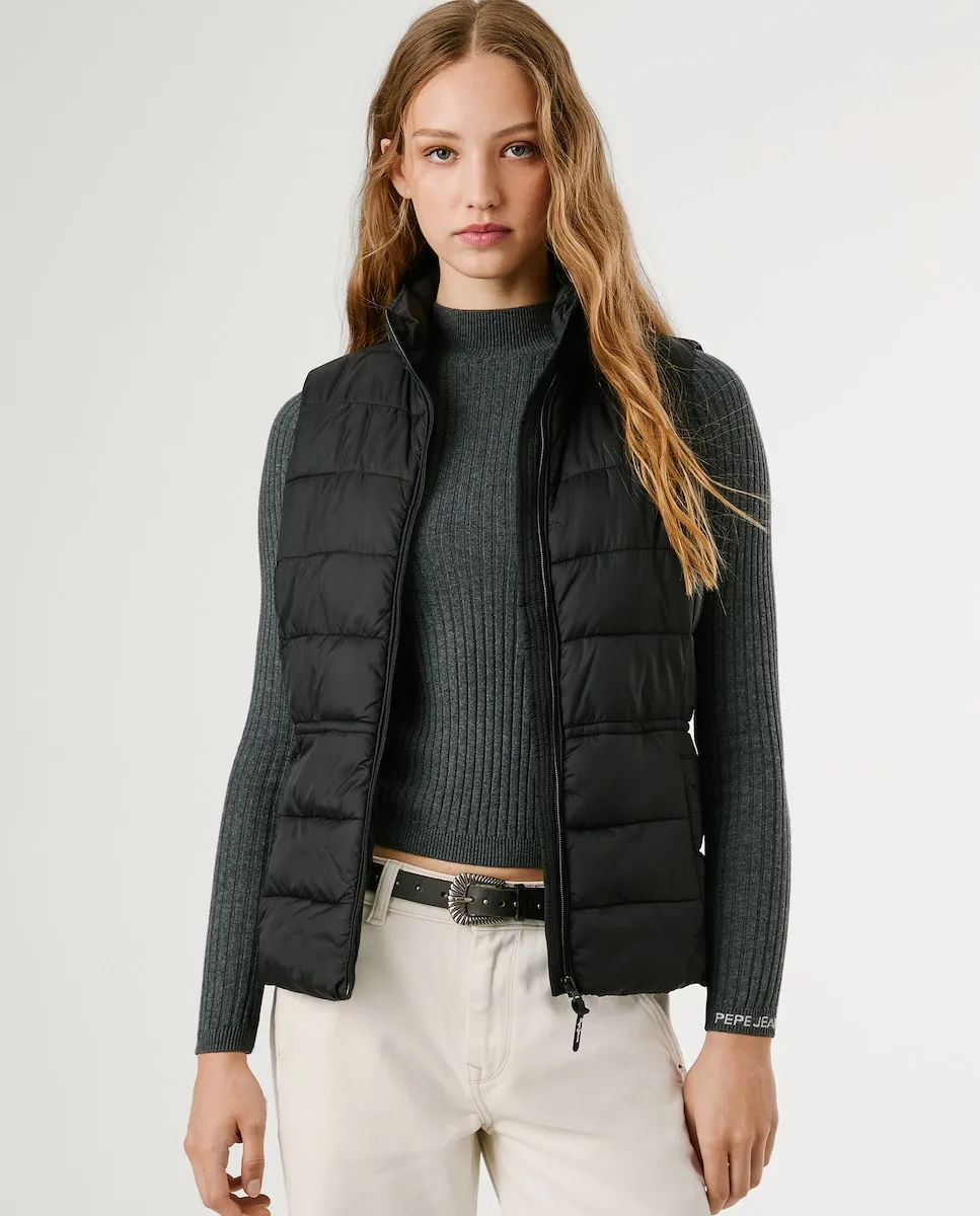 Женская утепленная непромокаемая жилетка Pepe Jeans, черный
Женская утепленная непромокаемая жилетка Pepe Jeans, черный