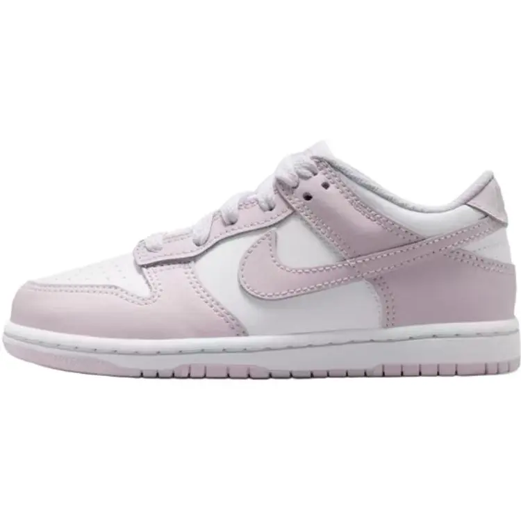Nike Dunk Low детские скейтбординг кроссовки white light purple для детей 3-7 лет
Nike Dunk Low детские скейтбординг кроссовки white light purple для детей 3-7 лет