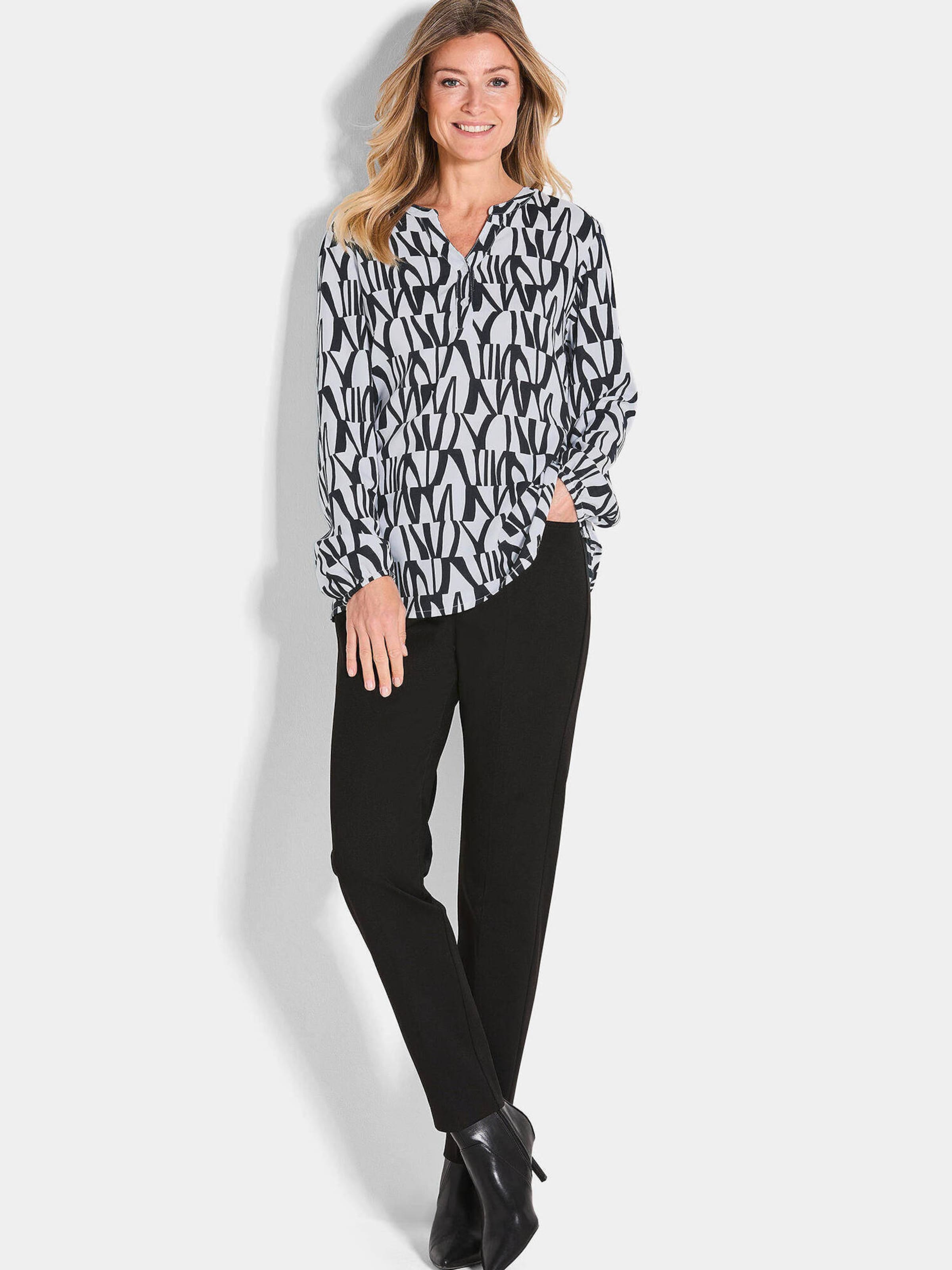 Goldner Блузка в черном цвете
Goldner Блузка в черном цвете