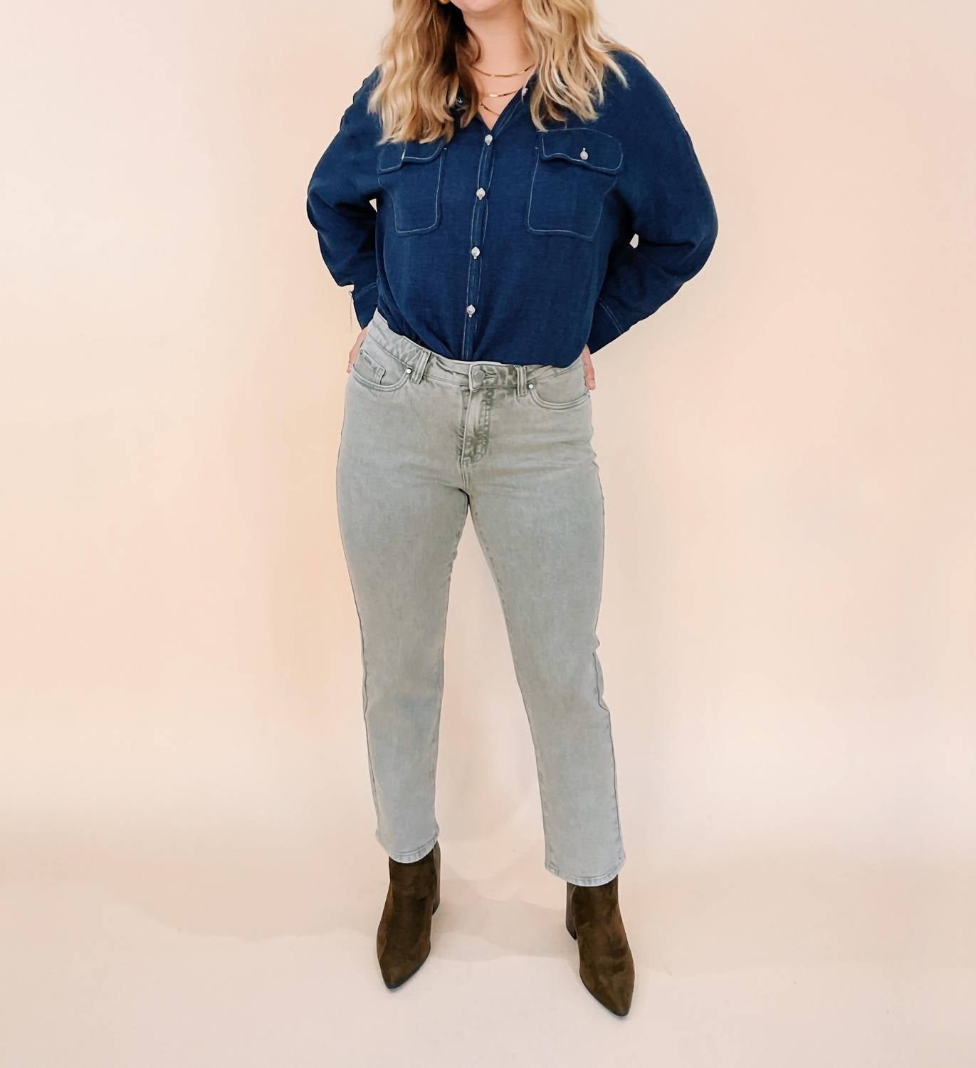 Оливковые джинсы Olivia Mid Rise Straight FDJ
Оливковые джинсы Olivia Mid Rise Straight FDJ