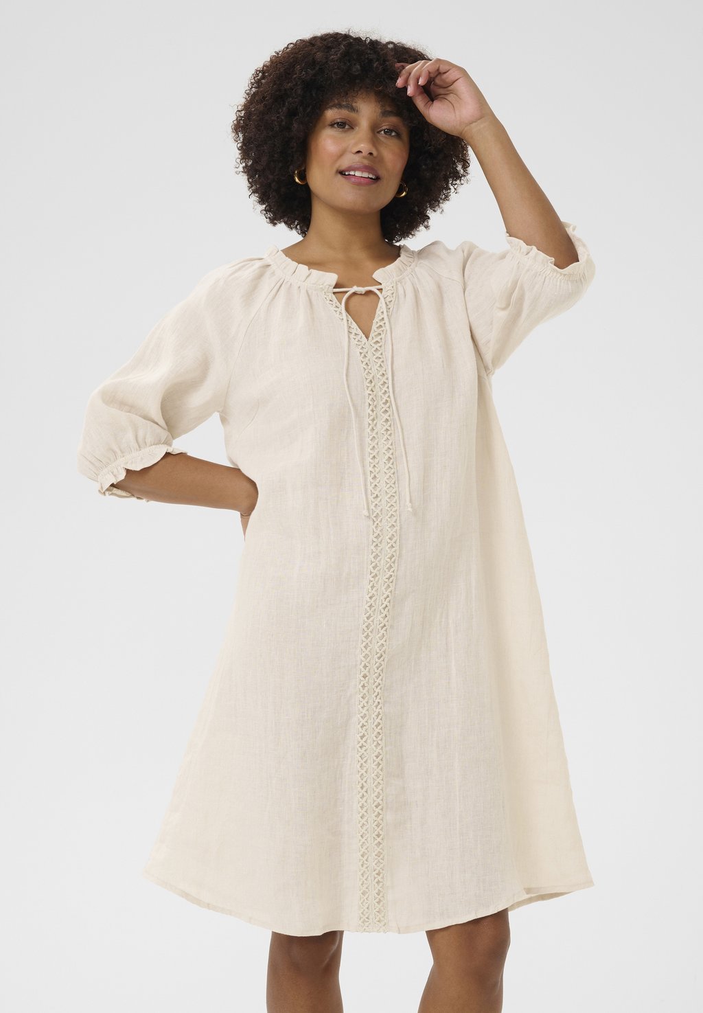 Повседневное платье CRBELLIS Cream, песочный 
Повседневное платье CRBELLIS Cream, песочный