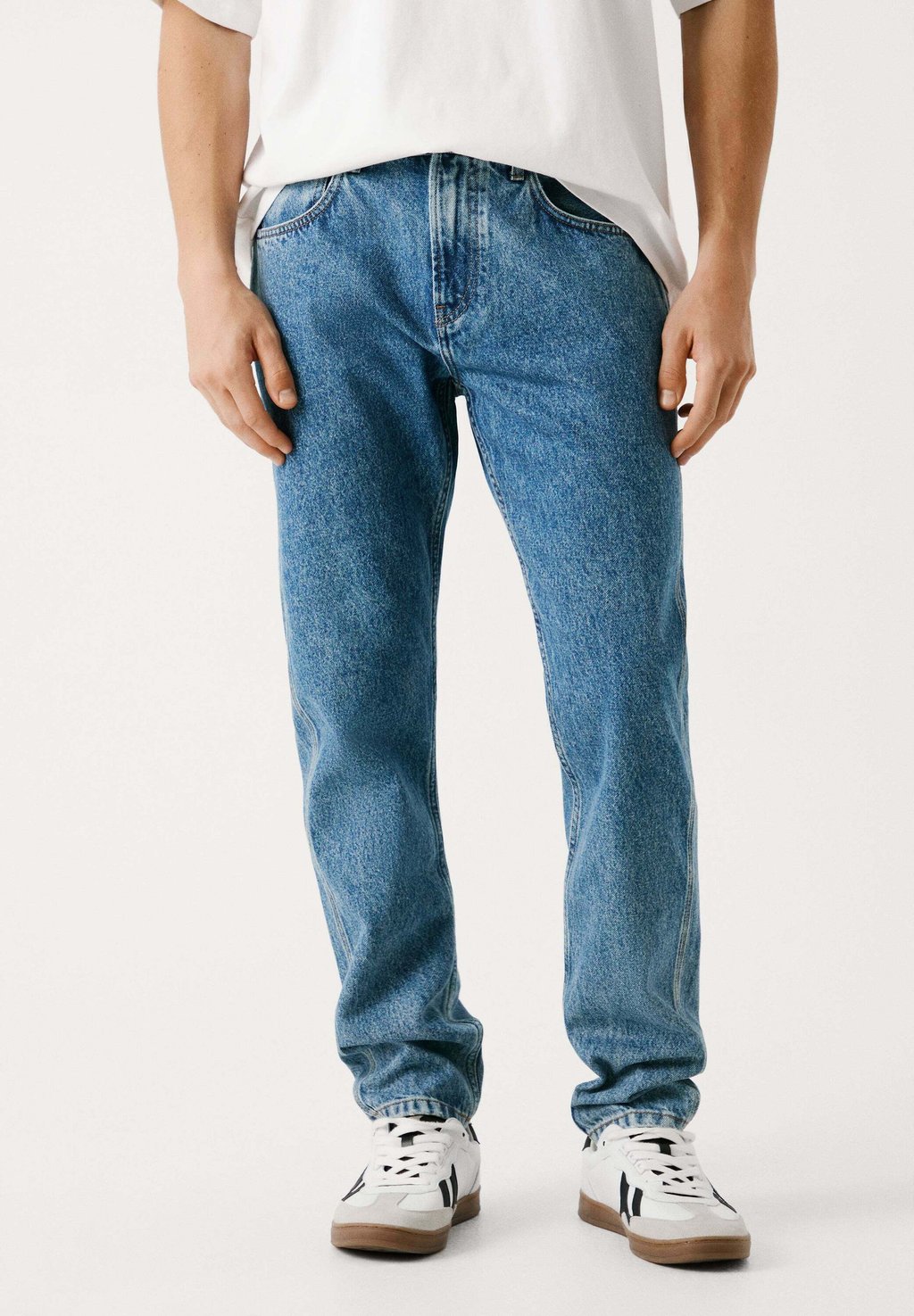 Зауженные джинсы Red Bull Racing x Pepe Jeans, деним
Зауженные джинсы Red Bull Racing x Pepe Jeans, деним