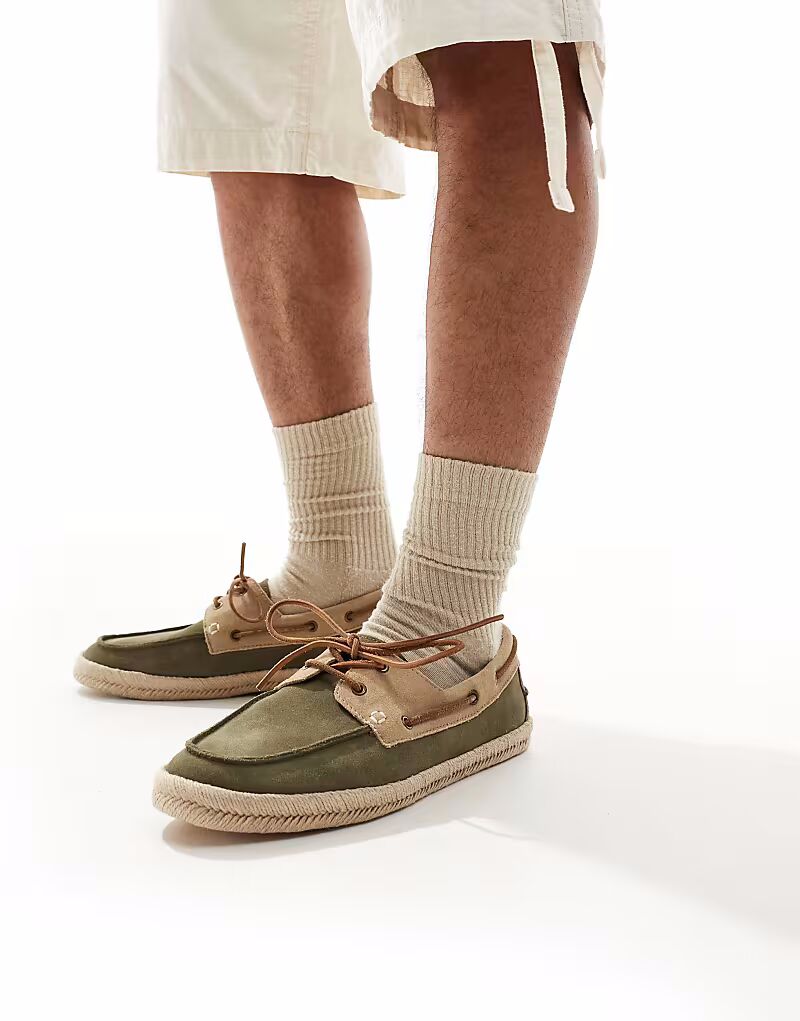 Туфли-лодочки schuh Perez цвета хаки и серо-коричневой замши
Туфли-лодочки schuh Perez цвета хаки и серо-коричневой замши