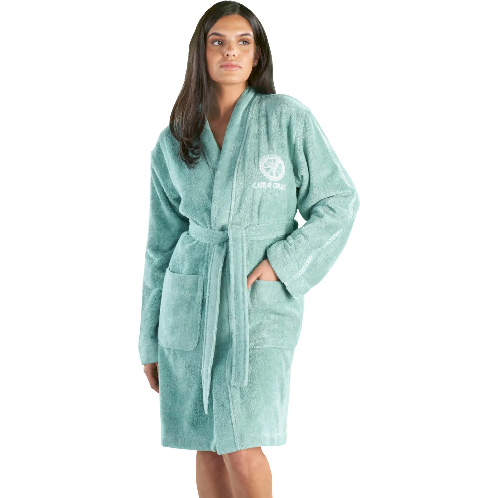 CARLO COLUCCI женский халат "Vito" (1 штука), вышивка логотипа на груди, надпись на рукавах, однотонный, хлопок, мятный
CARLO COLUCCI женский халат "Vito" (1 штука), вышивка логотипа на груди, надпись на рукавах, однотонный, хлопок, мятный