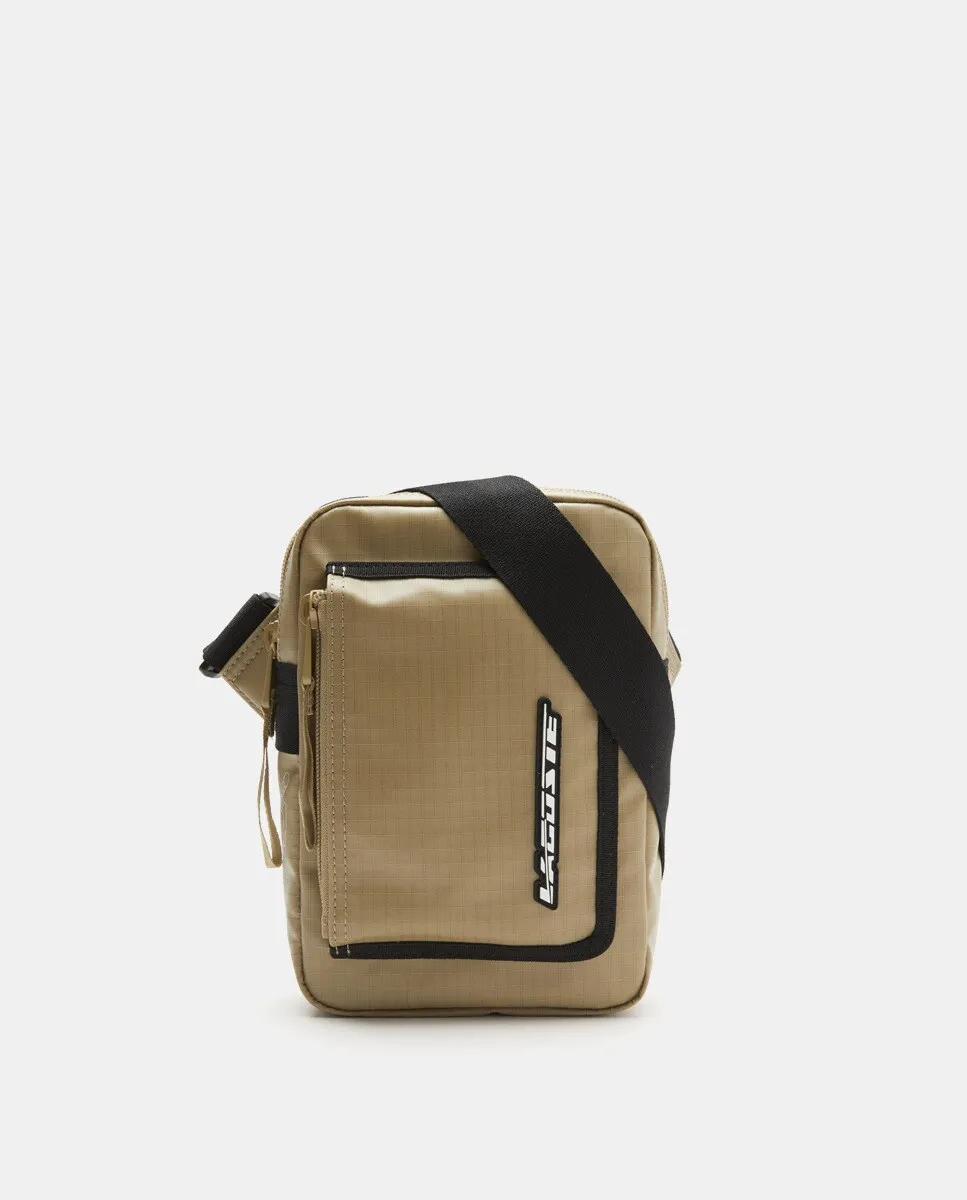 Миниатюрная вертикальная сумка через плечо коричневого цвета на молнии Lacoste, светло-коричневый
Миниатюрная вертикальная сумка через плечо коричневого цвета на молнии Lacoste, светло-коричневый