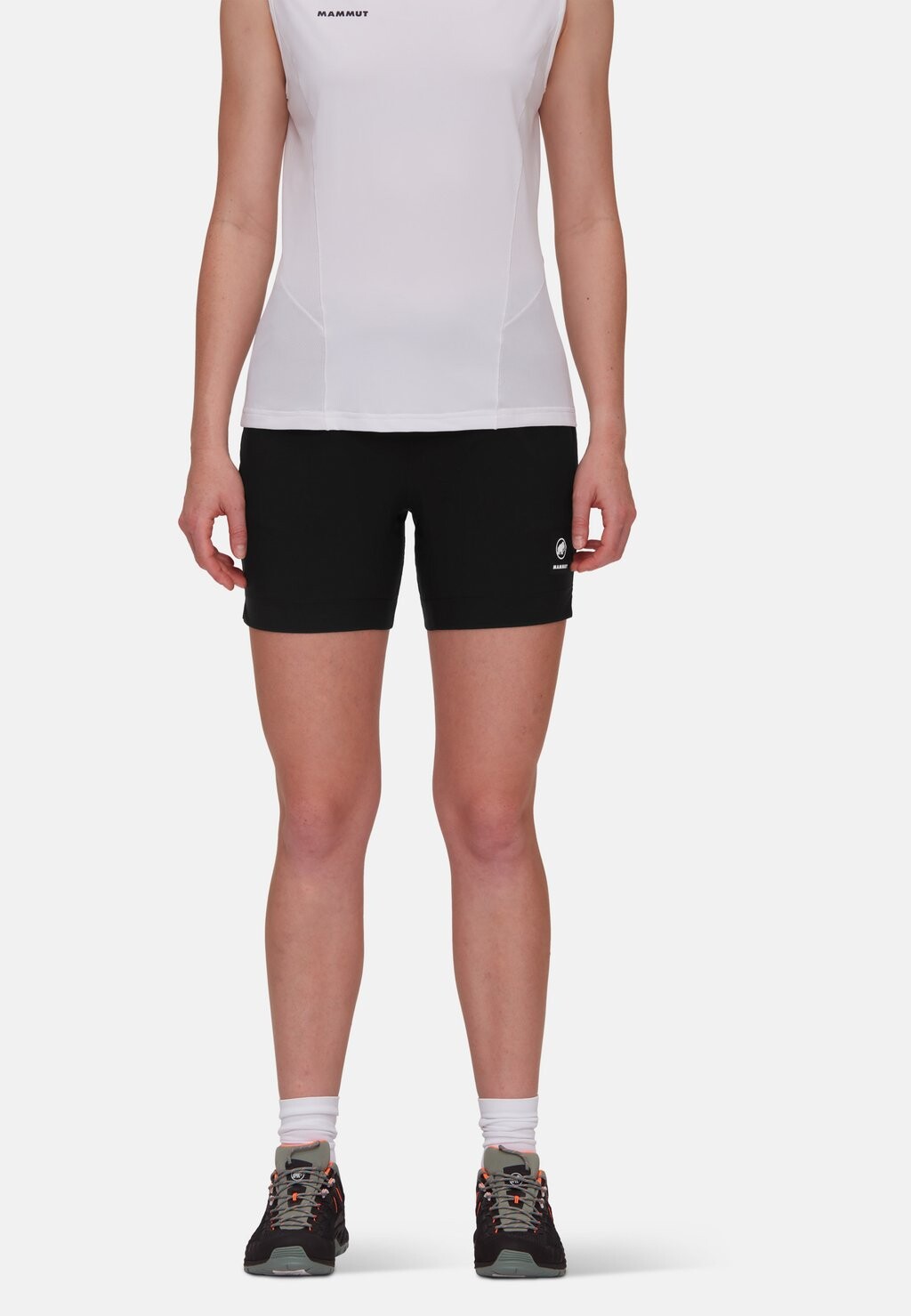 Спортивные шорты MASSONE Mammut, цвет black
Спортивные шорты MASSONE Mammut, цвет black