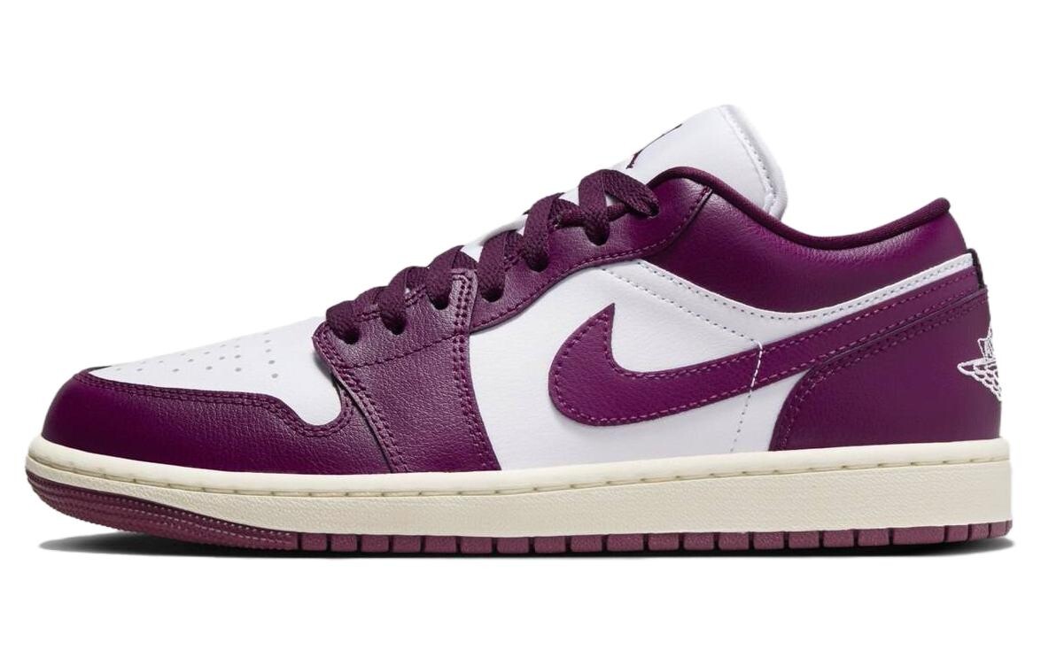 Кроссовки Air Jordan 1 Vintage Basketball Shoes Women's Low-top Purple-red And White, белый
Кроссовки Air Jordan 1 Vintage Basketball Shoes Women's Low-top Purple-red And White, белый