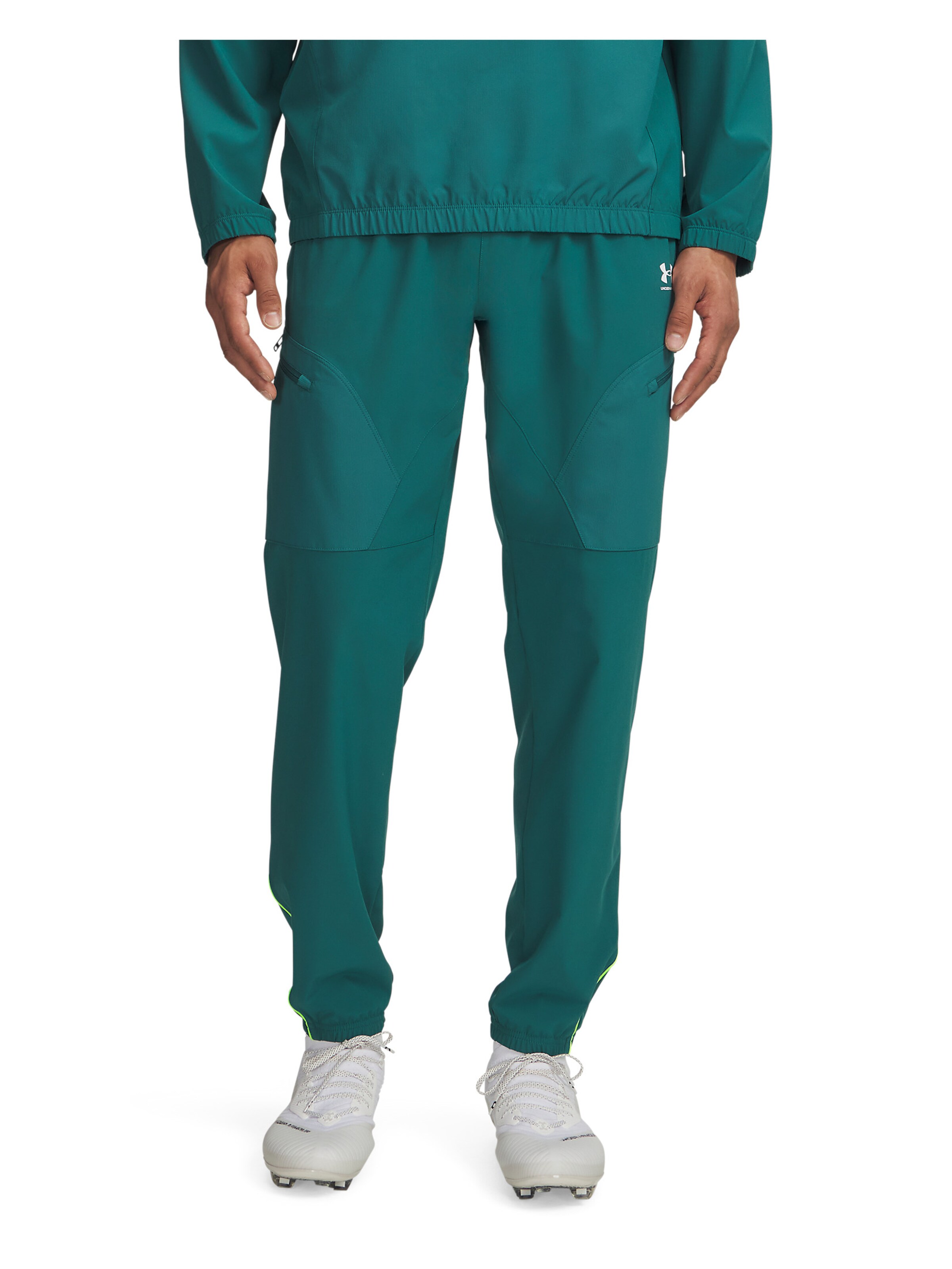 Under Armour Штаны для тренировок Regular 'Challenger' в цвете Green, Emerald
Under Armour Штаны для тренировок Regular 'Challenger' в цвете Green, Emerald