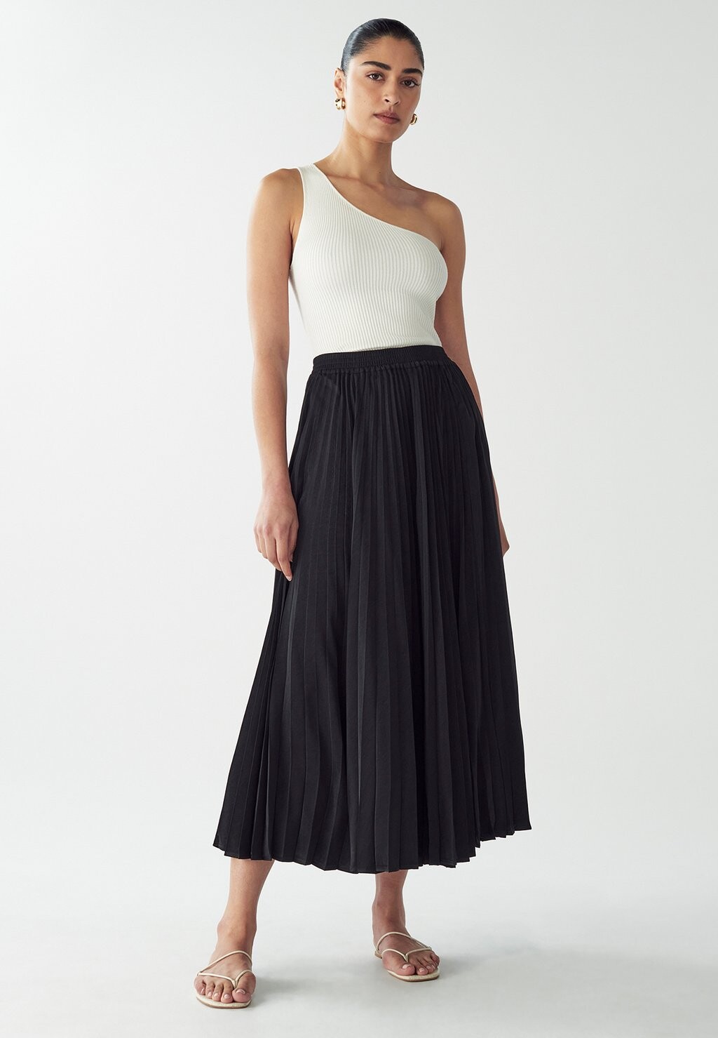 Юбка А-силуэта ANDREA WILLA, черный
Юбка А-силуэта ANDREA WILLA, черный