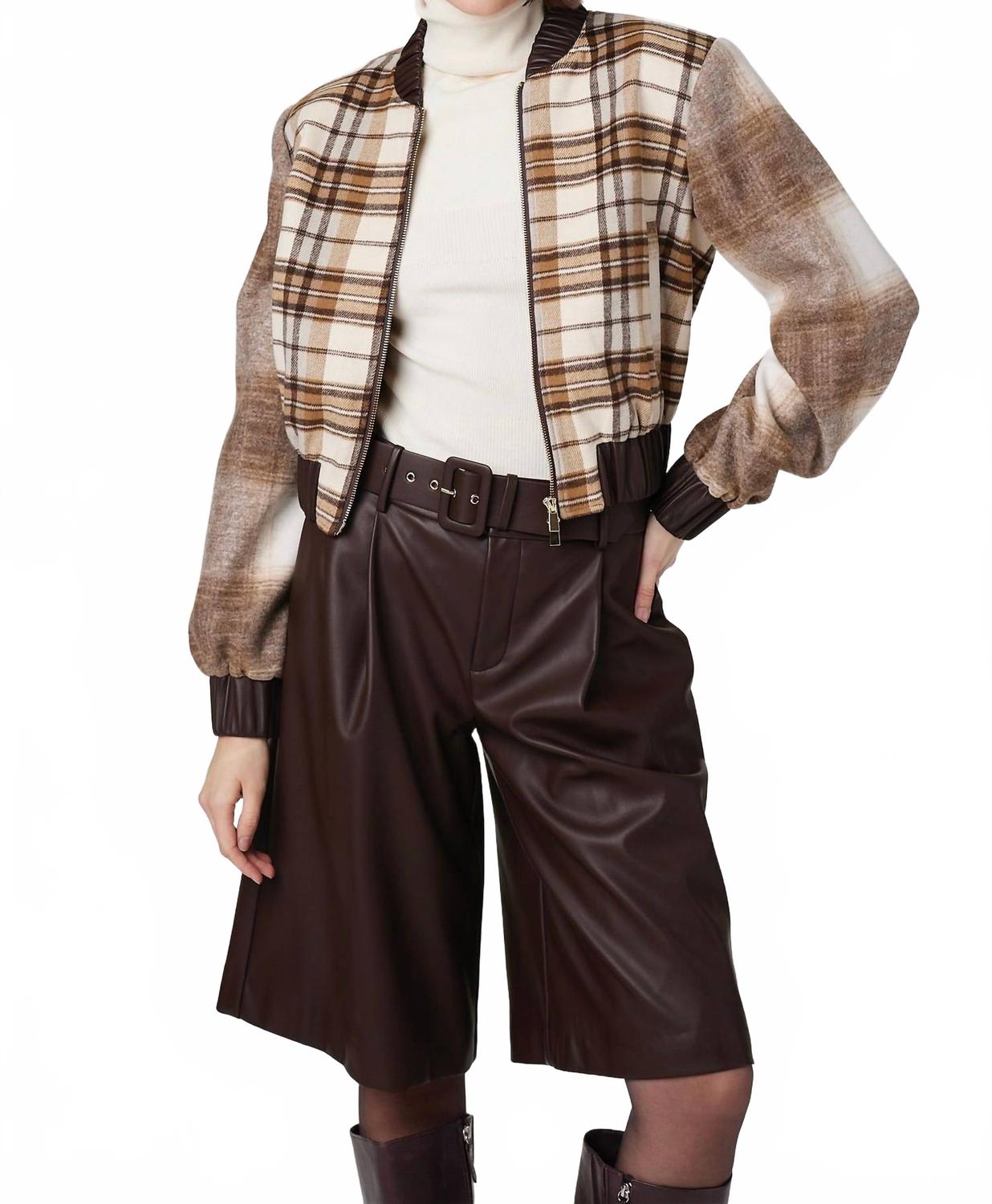 Куртка-бомбер Andy Strong с застежкой-молнией на плечах, цвет «ириски» многоцветный Toccin, Butterscotch Multi
Куртка-бомбер Andy Strong с застежкой-молнией на плечах, цвет «ириски» многоцветный Toccin, Butterscotch Multi