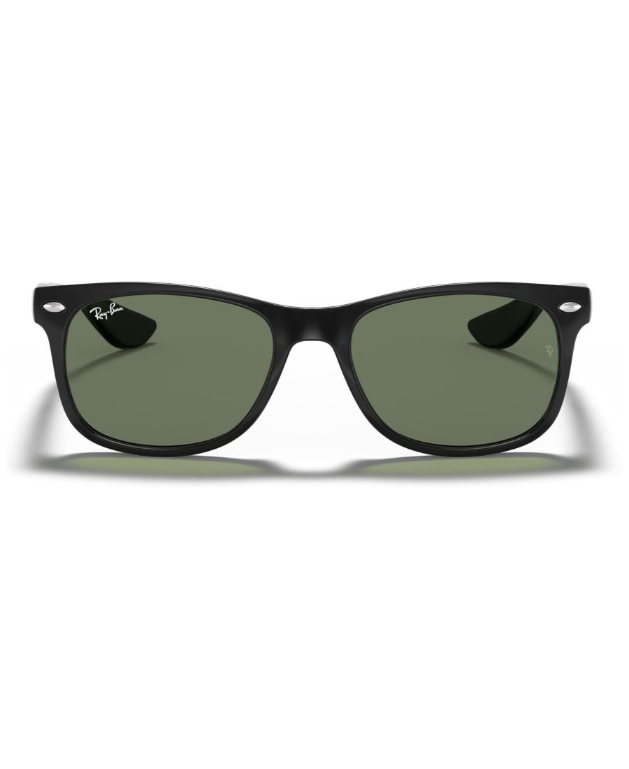 Детские солнцезащитные очки RJ9052 NEW WAYFARER (для детей 7-10 лет) Ray-Ban Jr, BLACK/GREY GREEN
Детские солнцезащитные очки RJ9052 NEW WAYFARER (для детей 7-10 лет) Ray-Ban Jr, BLACK/GREY GREEN