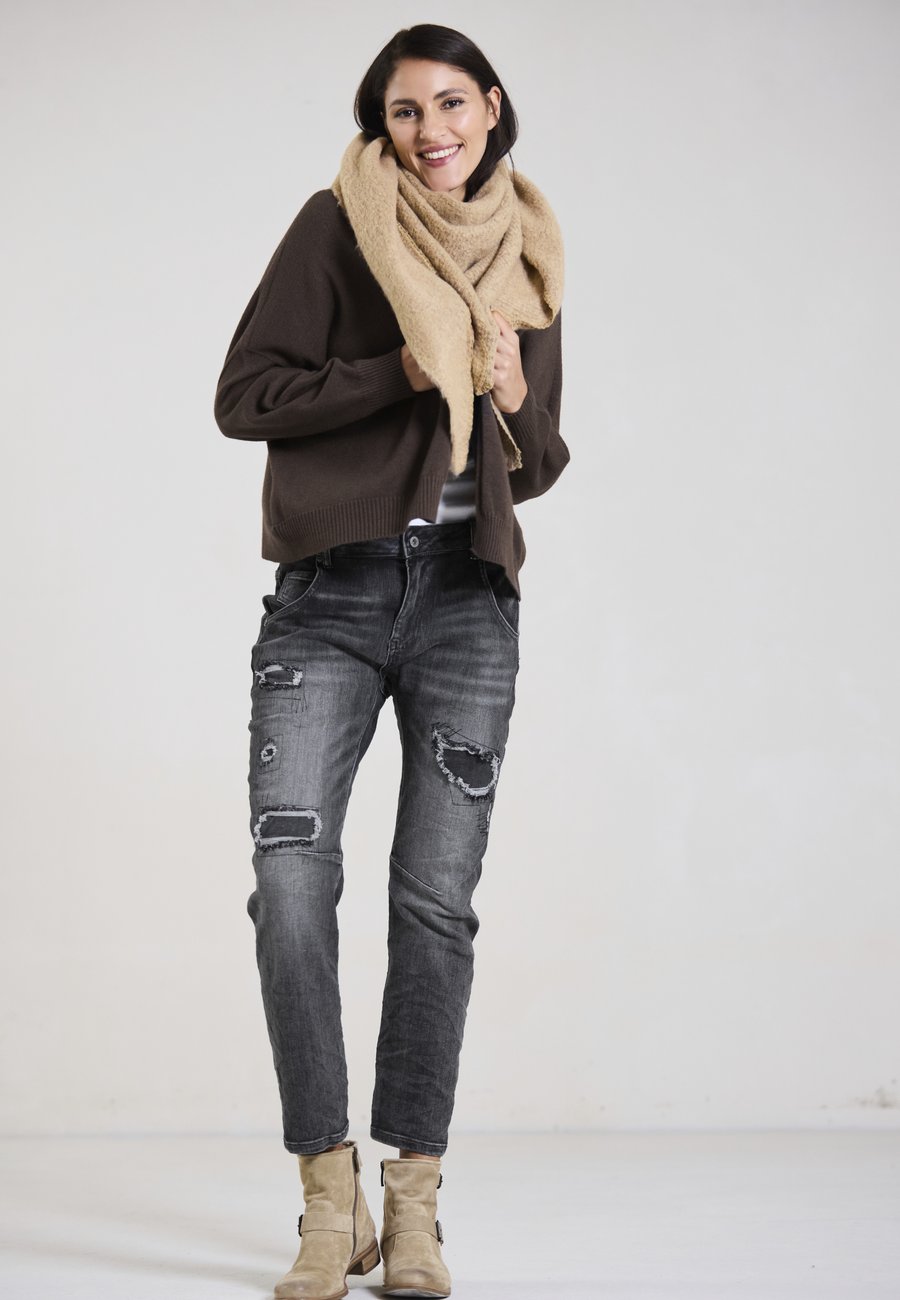 Шарф Andijamo COSY TRIANGLE, Camel
Шарф Andijamo COSY TRIANGLE, Camel