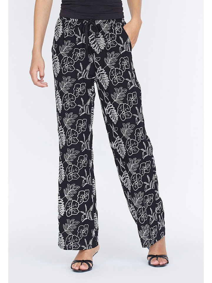 Тканевые брюки SisterS point
Тканевые брюки SisterS point