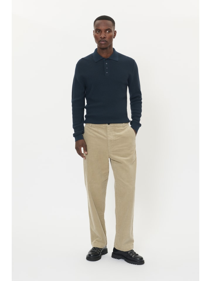 Повседневные брюки MAChino свободного кроя в цвете Silver Sage Matinique
Повседневные брюки MAChino свободного кроя в цвете Silver Sage Matinique