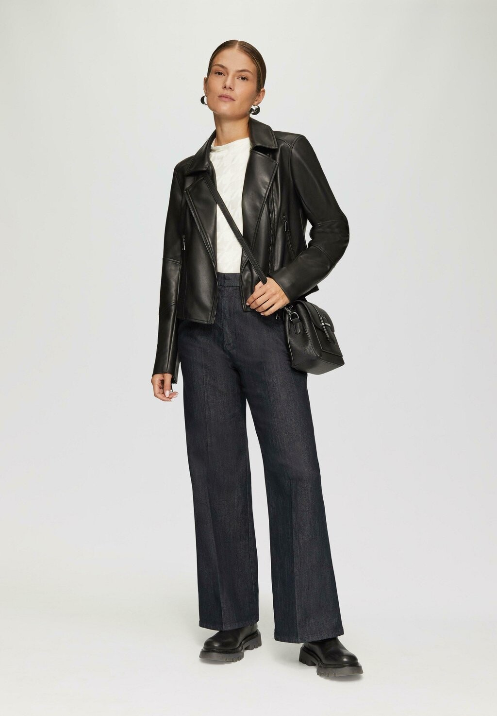 Топ с длинными рукавами MIT HAHNENTRITTMUSTER s.Oliver BLACK LABEL, молочный
Топ с длинными рукавами MIT HAHNENTRITTMUSTER s.Oliver BLACK LABEL, молочный