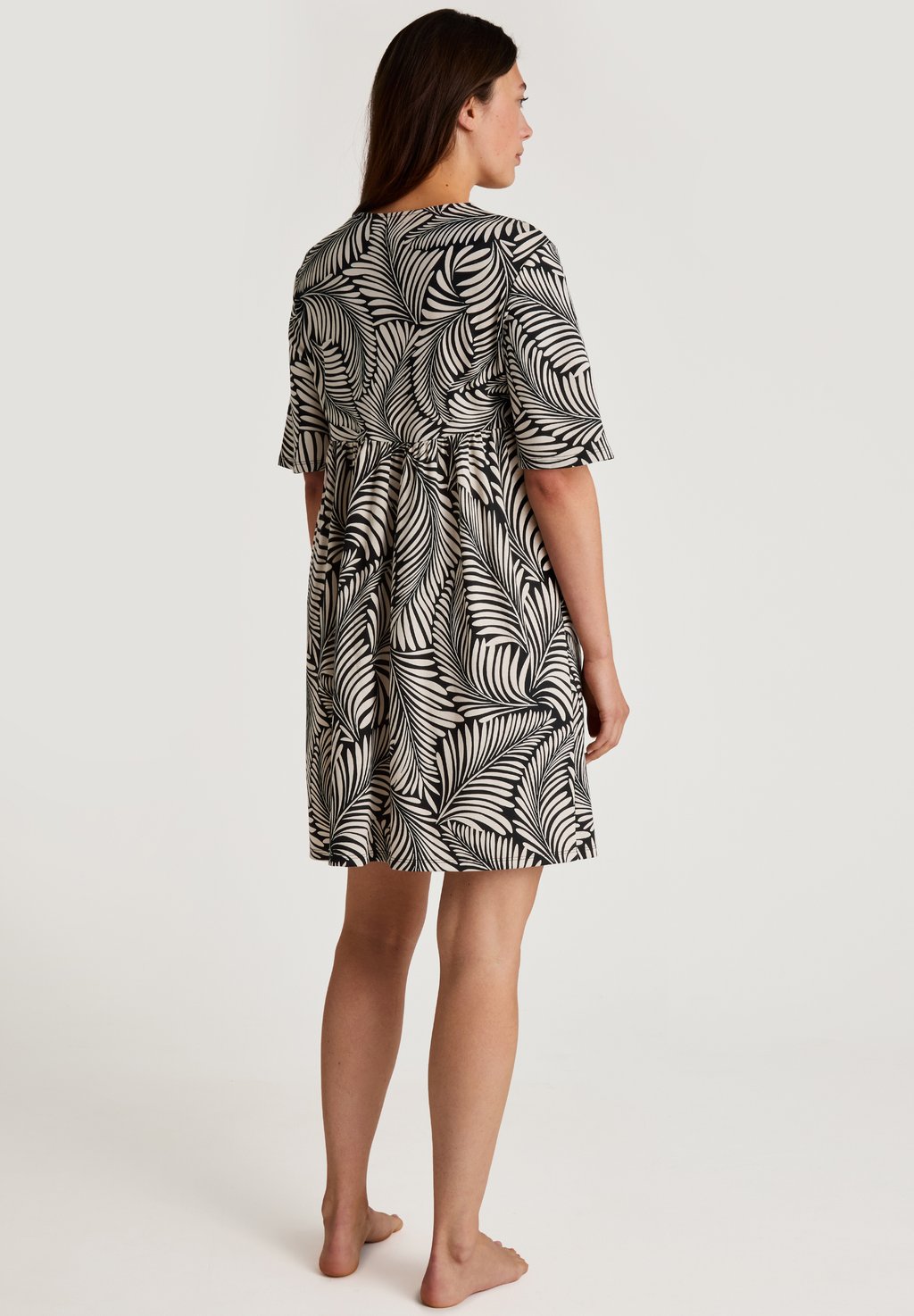 Ночная рубашка FAVOURITES SUN KURZARM Calida, черный
Ночная рубашка FAVOURITES SUN KURZARM Calida, черный