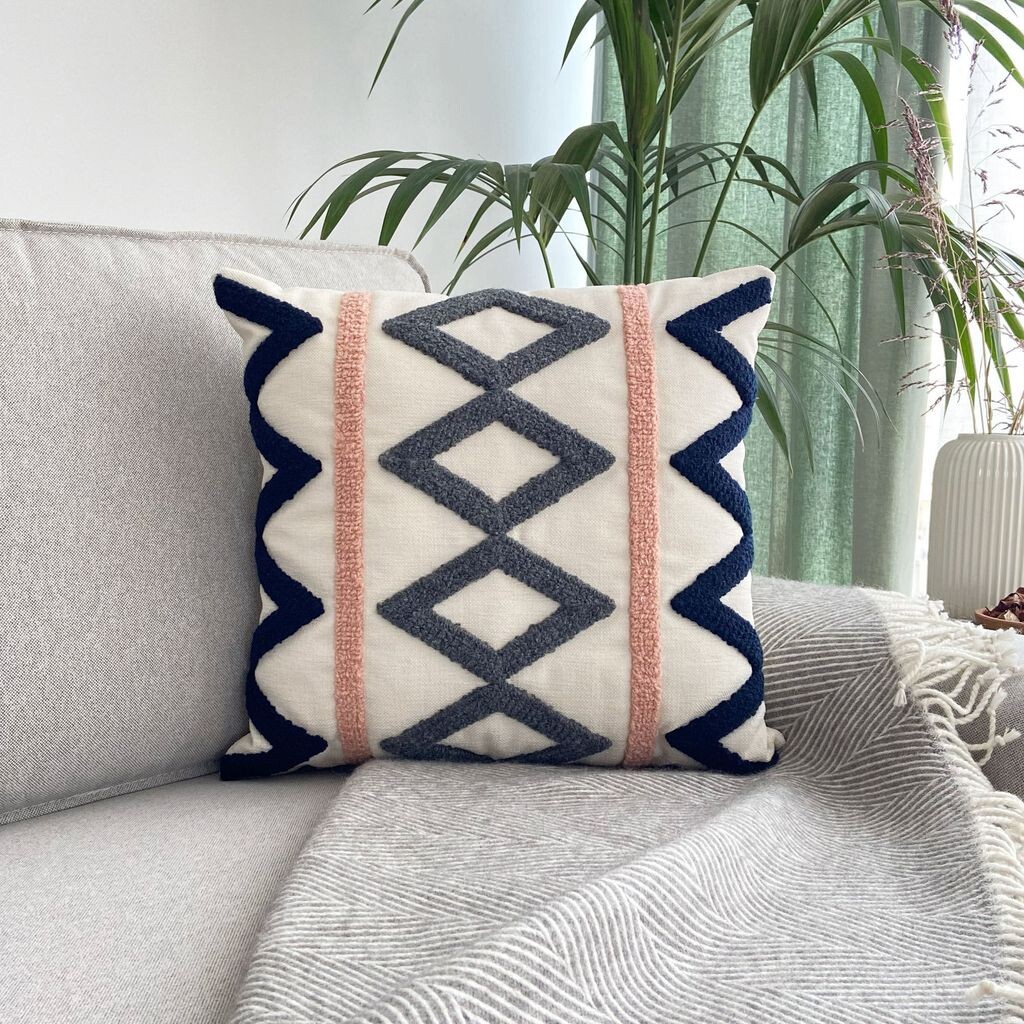Evila Originals, Anatolia- JYN1238, темно-синий, подушка, ткань: 20% лен / 80% полиэстер
Evila Originals, Anatolia- JYN1238, темно-синий, подушка, ткань: 20% лен / 80% полиэстер