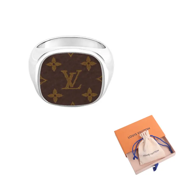 Мужское кольцо LOUIS VUITTON
Мужское кольцо LOUIS VUITTON