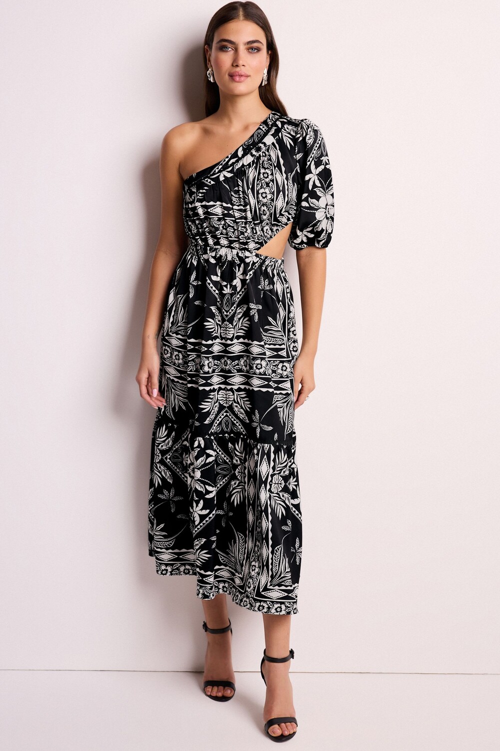 Платье миди на одно плечо с вырезом Next, черный
Платье миди на одно плечо с вырезом Next, черный