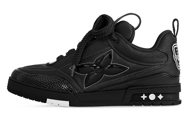 Скейтерские кроссовки черные LOUIS VUITTON
Скейтерские кроссовки черные LOUIS VUITTON