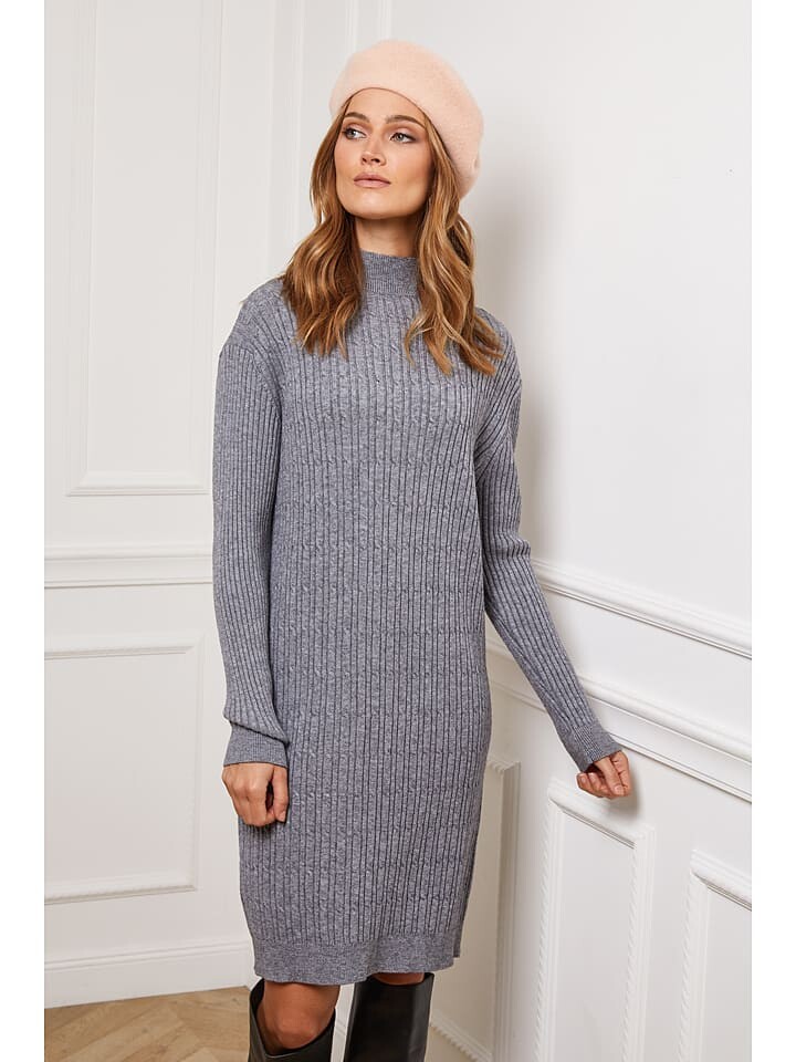 Длинное платье Joséfine Strick Doumbia, серый
Длинное платье Joséfine Strick Doumbia, серый