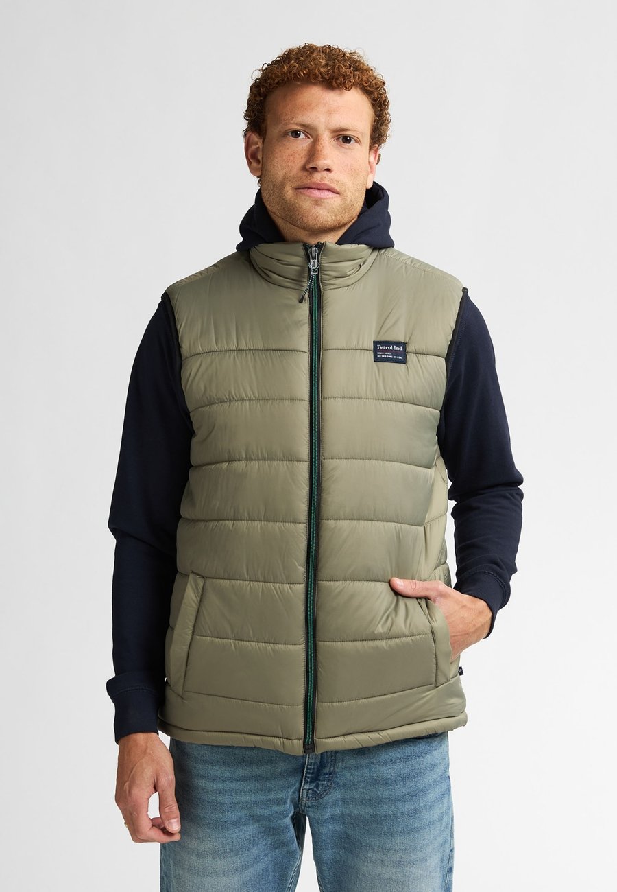 Куртка Petrol Industries BRYCE, Mossy Stone/Khaki
Куртка Petrol Industries BRYCE, Mossy Stone/Khaki