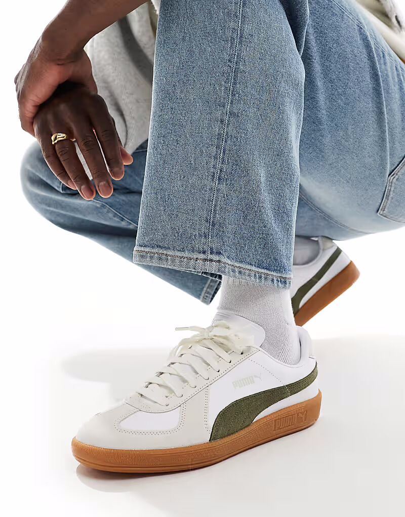 Кроссовки Puma Army белого и оливкового цвета
Кроссовки Puma Army белого и оливкового цвета