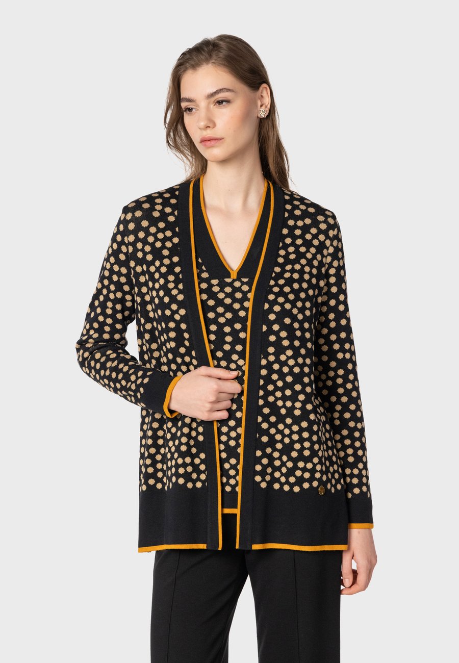 Кардиган NAULOVER Cardigan, Black
Кардиган NAULOVER Cardigan, Black