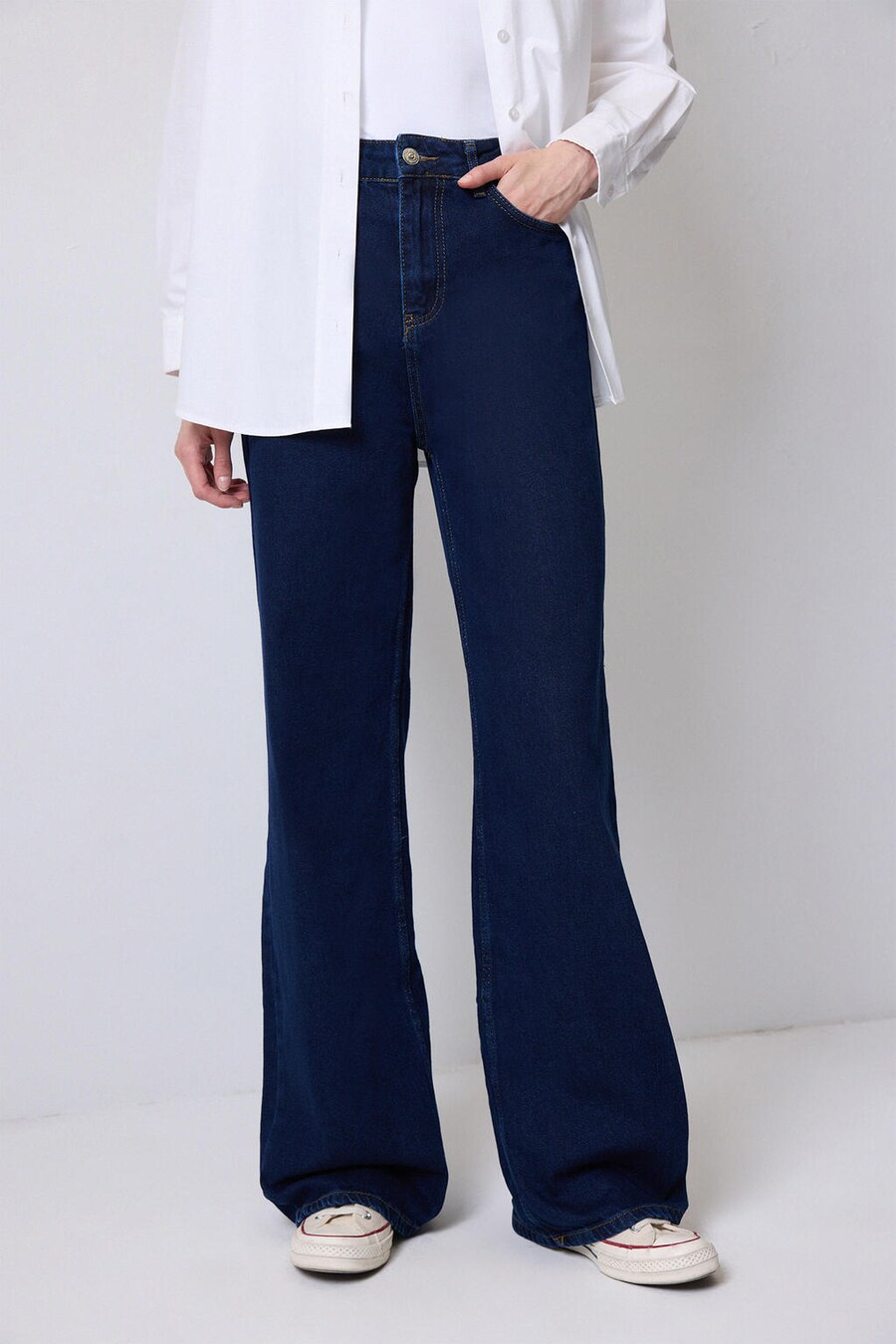 Джинсы с широкими штанинами Touche Prive, темно-синий
Джинсы с широкими штанинами Touche Prive, темно-синий