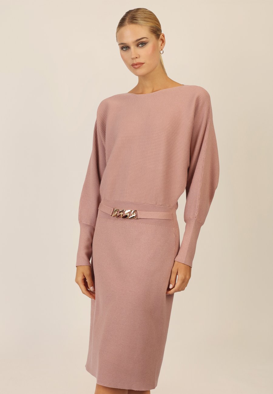 Платье Apart Jumper dress, Mauve
Платье Apart Jumper dress, Mauve
