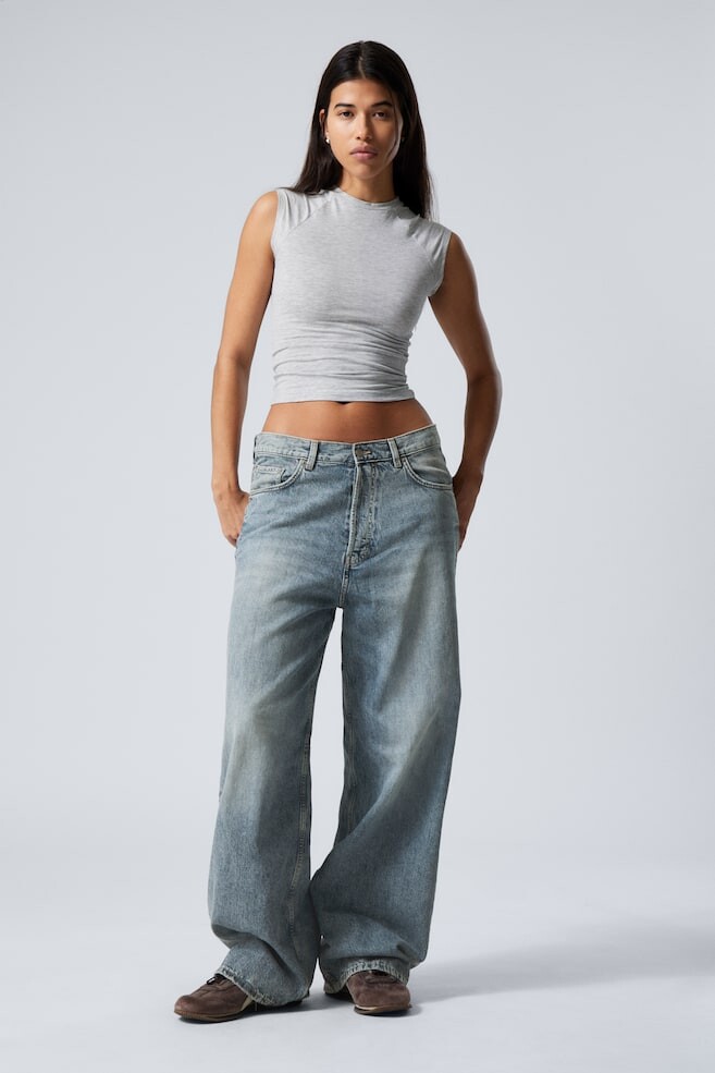 Astro свободные мешковатые джинсы Weekday, синий
Astro свободные мешковатые джинсы Weekday, синий