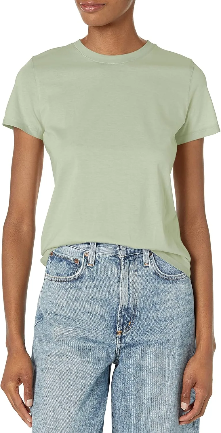 Vince Essential Crew Tee
Vince Essential Crew Tee
